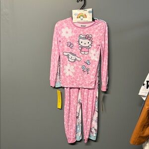 Hello Kitty Floral Pink Pajama Set for Kids
